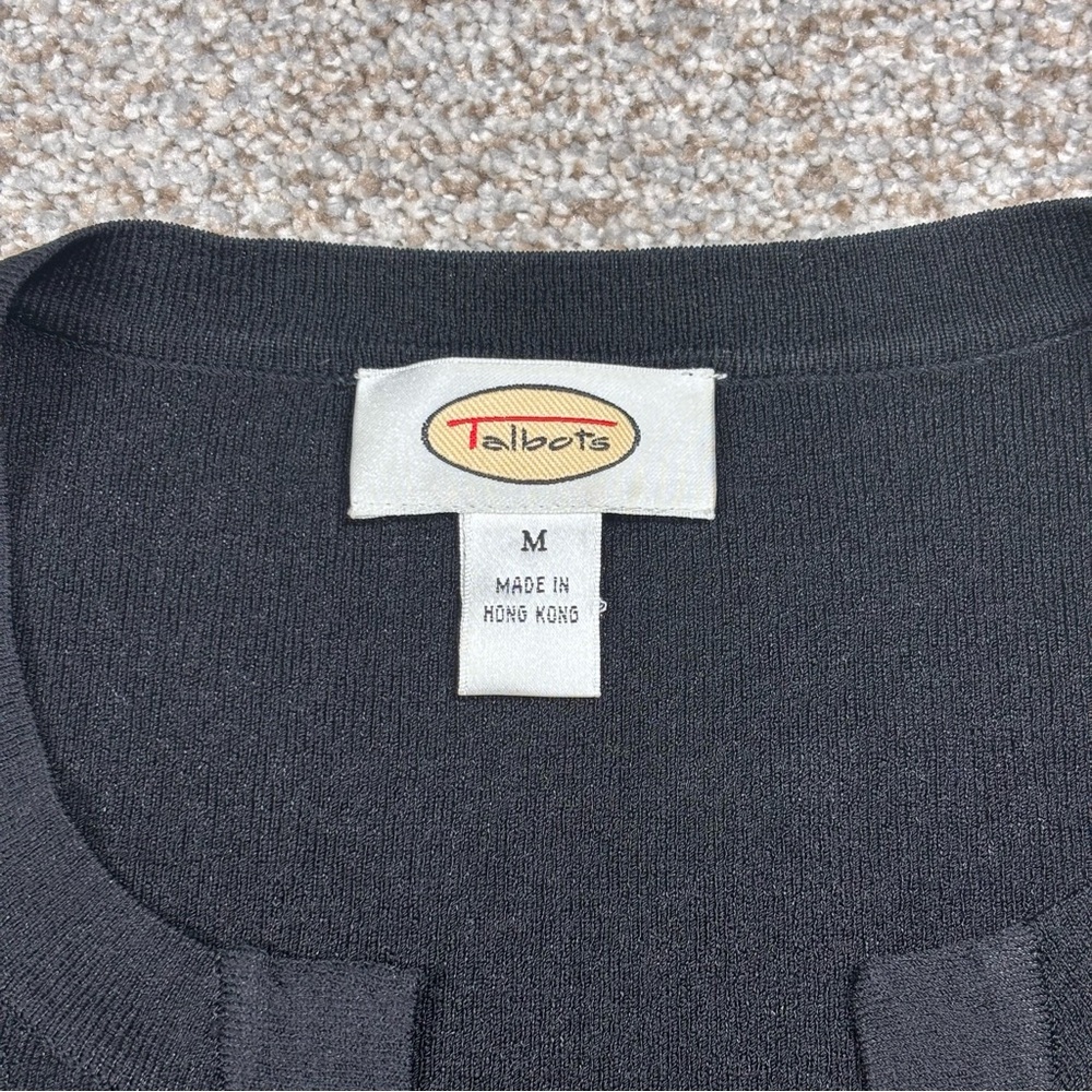 Talbots Sweater Cardigan Women’s Medium Black V-neck‎ 3/4 sleeves button Stretch - Picture 2 of 7
